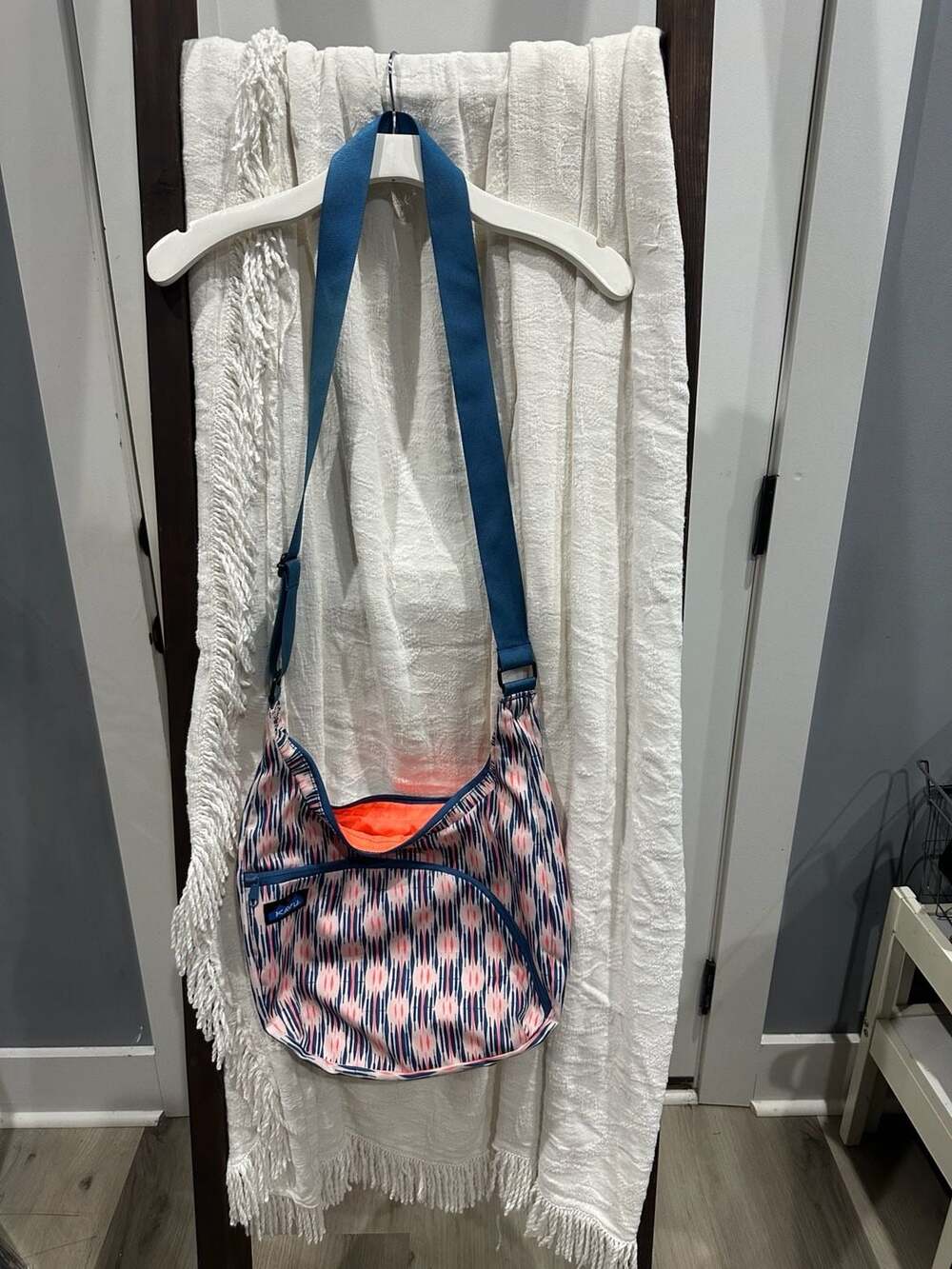 Kavu Sydney Satchel Crossbody Bag Ikat Pattern